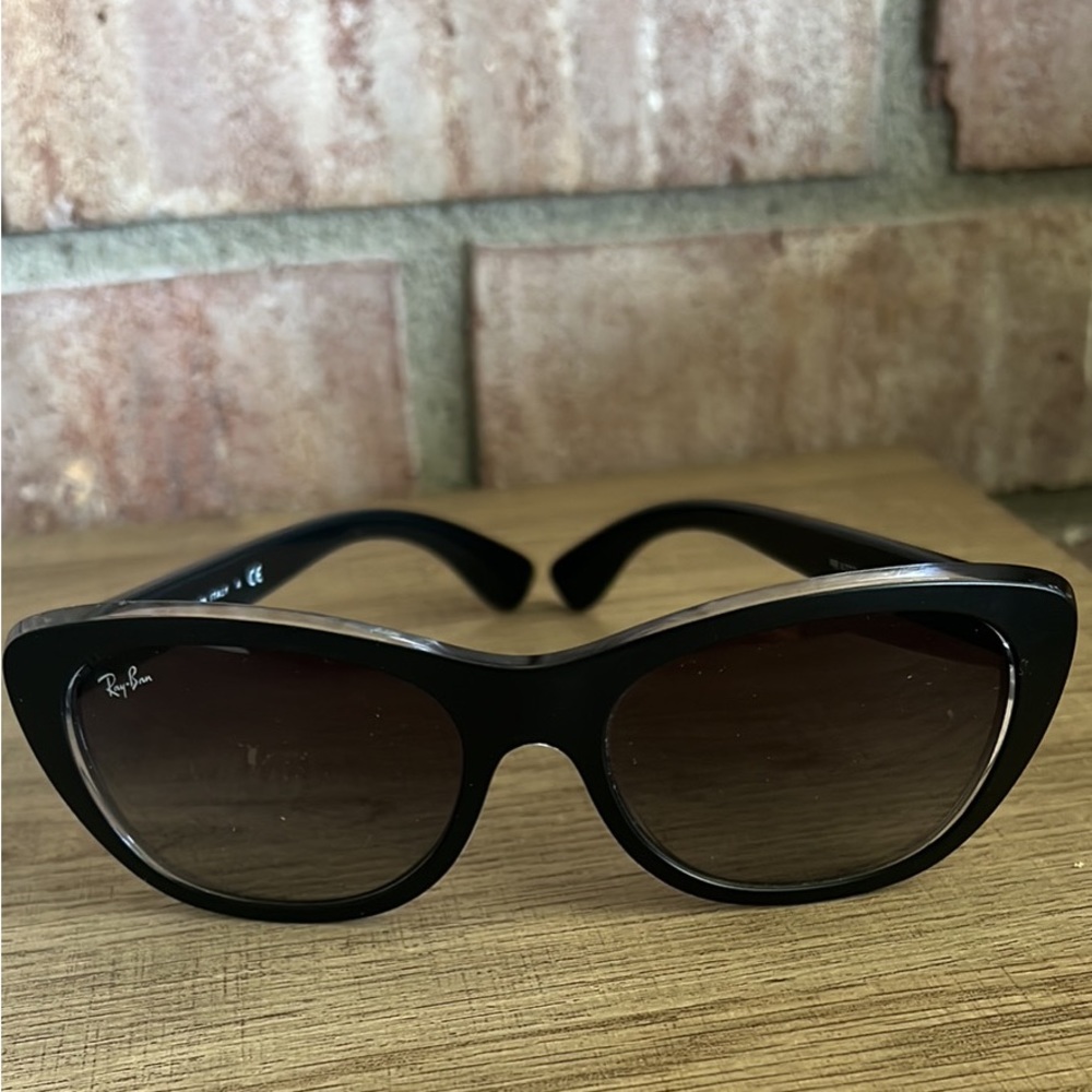 Ray Ban Cat Eye Sunglasses